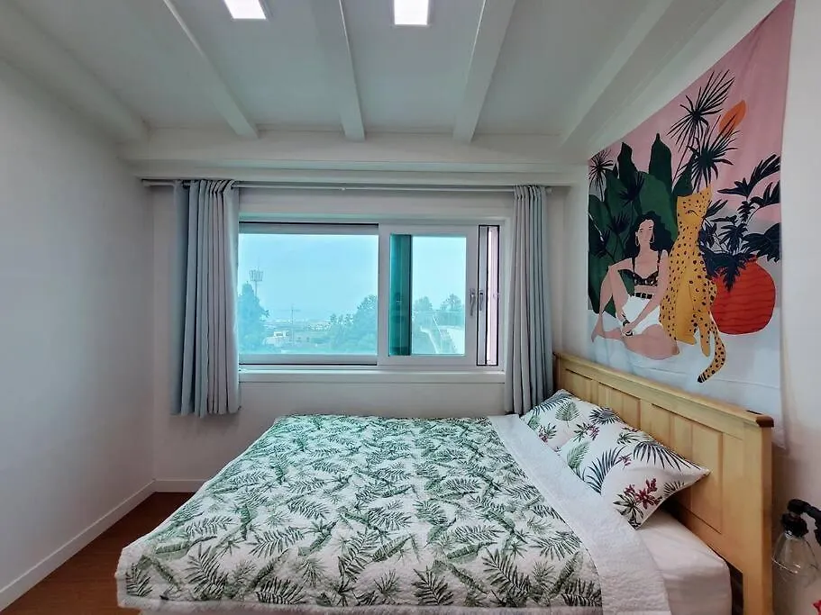 Aewol Gwangryeong House Apartment Jeju