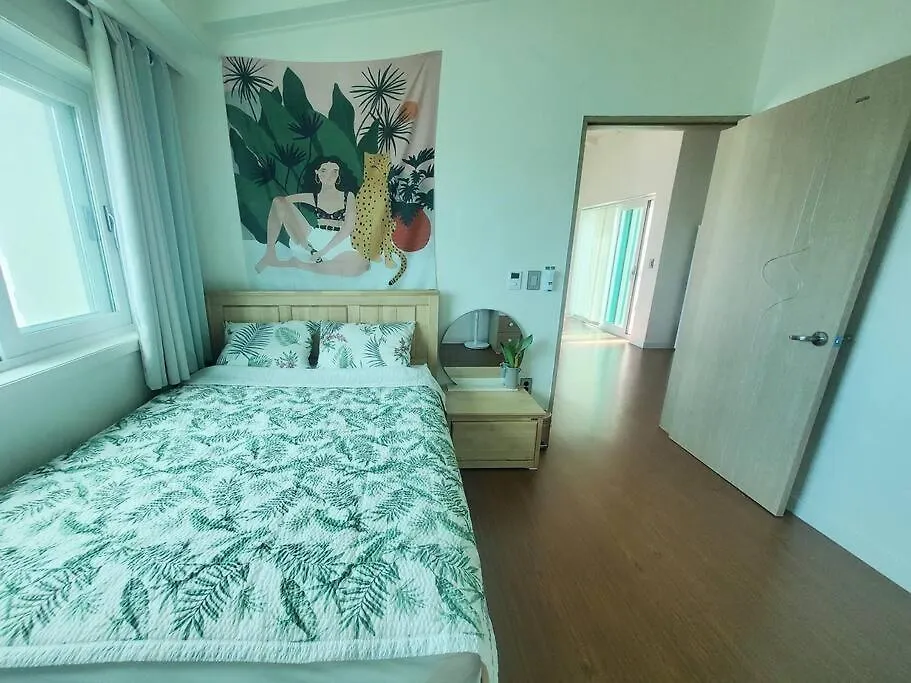Aewol Gwangryeong House Apartment Jeju